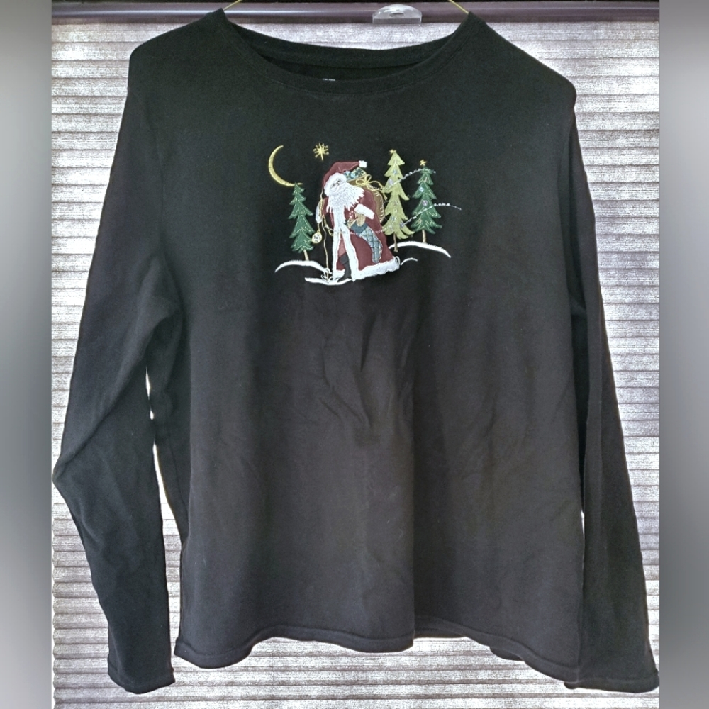 SENT TO THREDUP...Christmas Sweatshirt - Picture 2 of 5